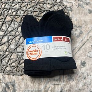 Wonder Nation Boy' Black Crew Socks - 10 Pack